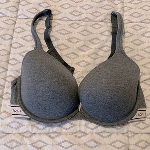 Cacique PLUS SIZE boost plunge bra 42D. New, never worn!